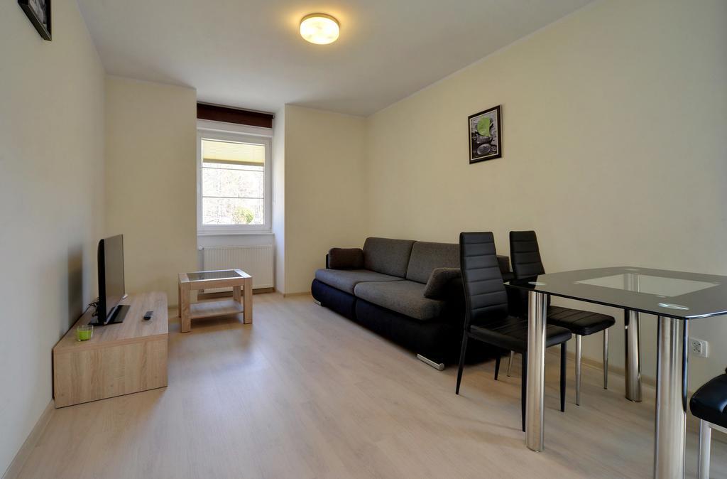 שצ'קלארסקה פוראובה Villa Avangarda חדר תמונה